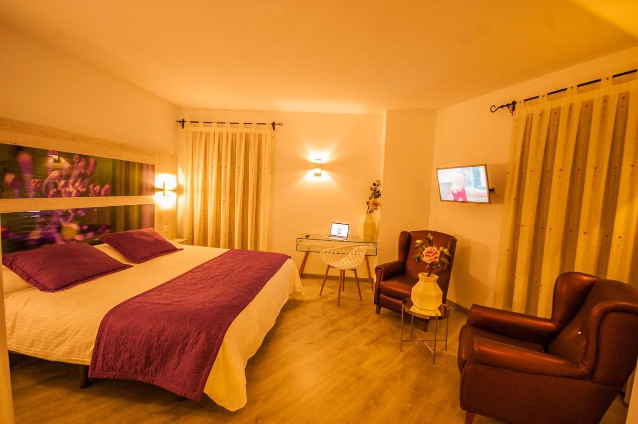 Hotel Hc Zoom Pozoblanco Bagian luar foto